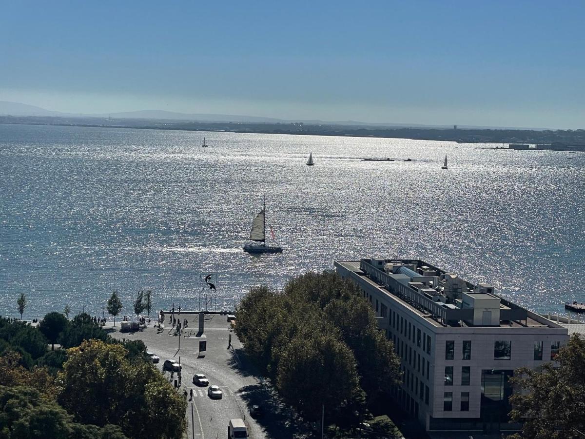 Chiado River View Deluxe Appartement *